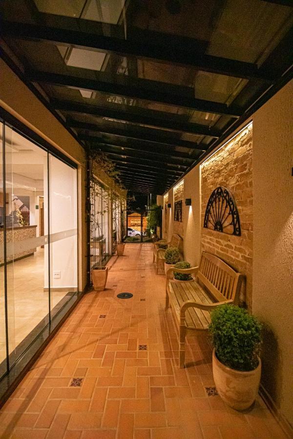 Prado Hotel Amparo  Exterior photo